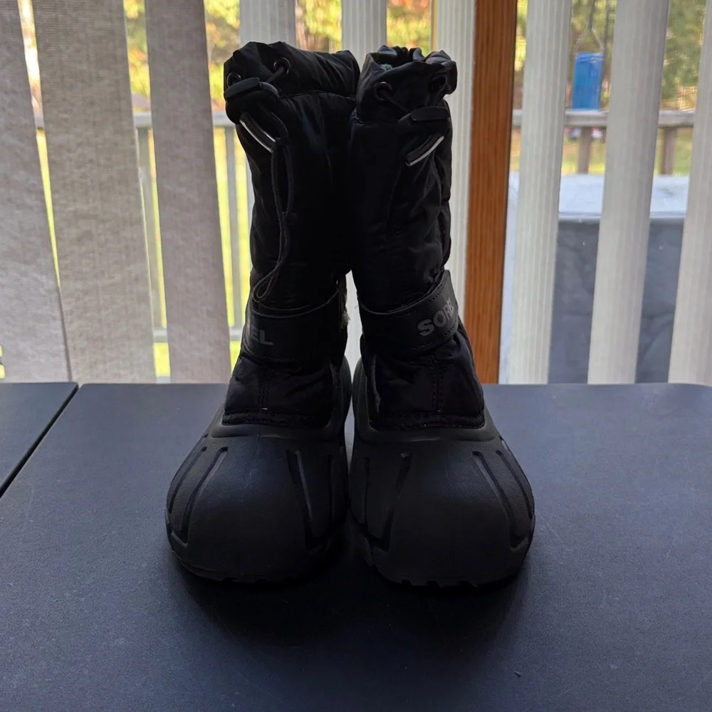 Sorel Flurry Black Winter Boots Size 2 (Unisex)